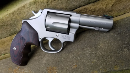 Berrys65-Revolver-2